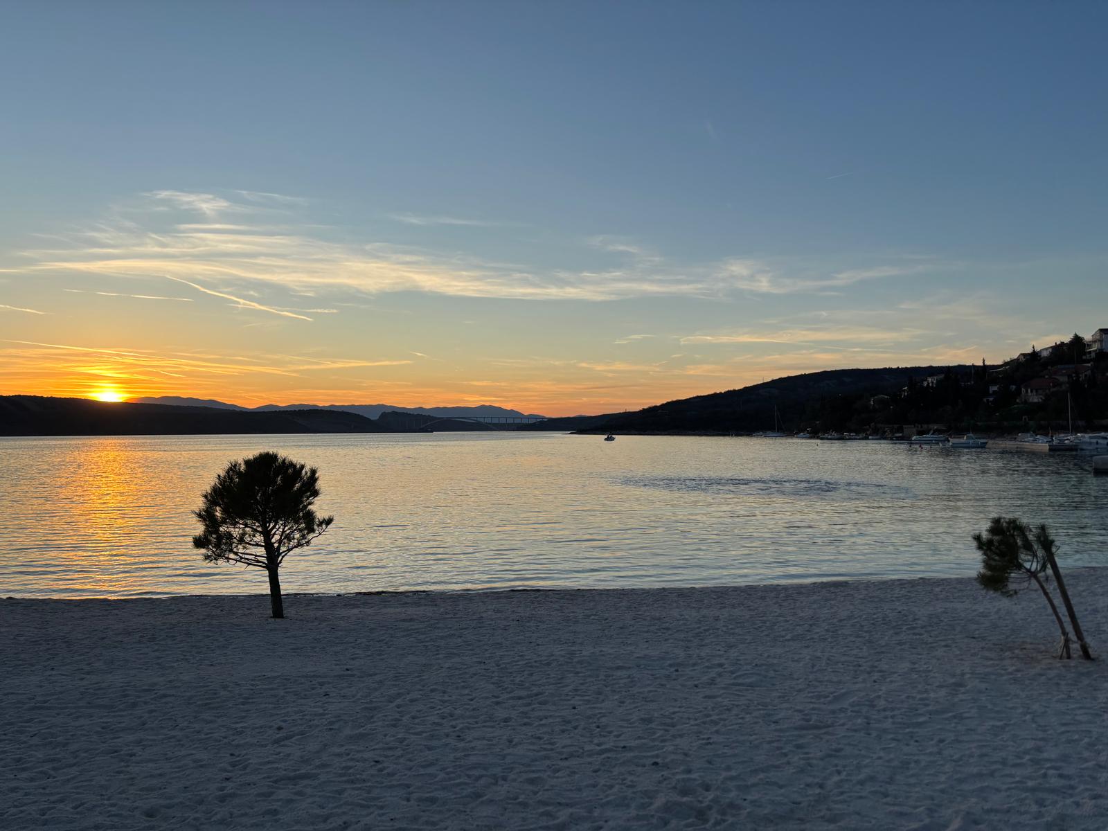 Jadranovo sunset view